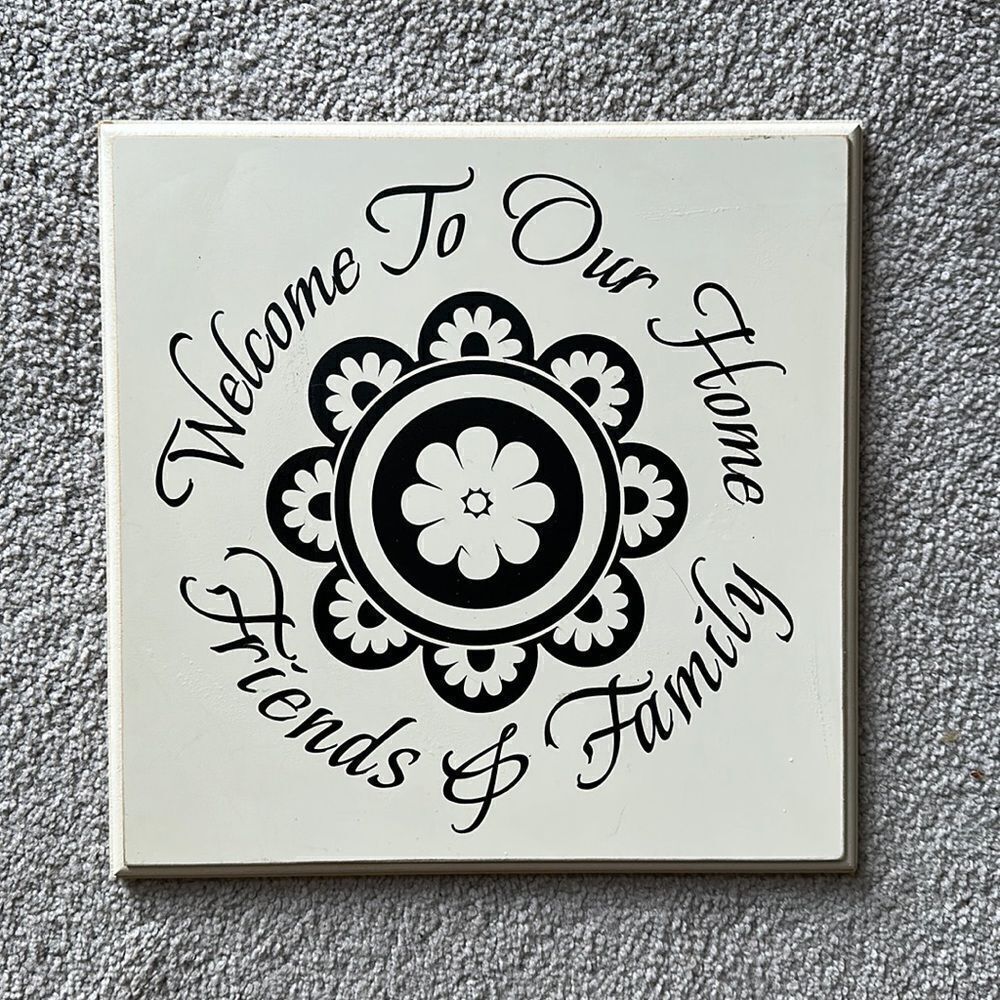 Ladybird “Welcome To Our Home Friends & Family” Wooden Sign!